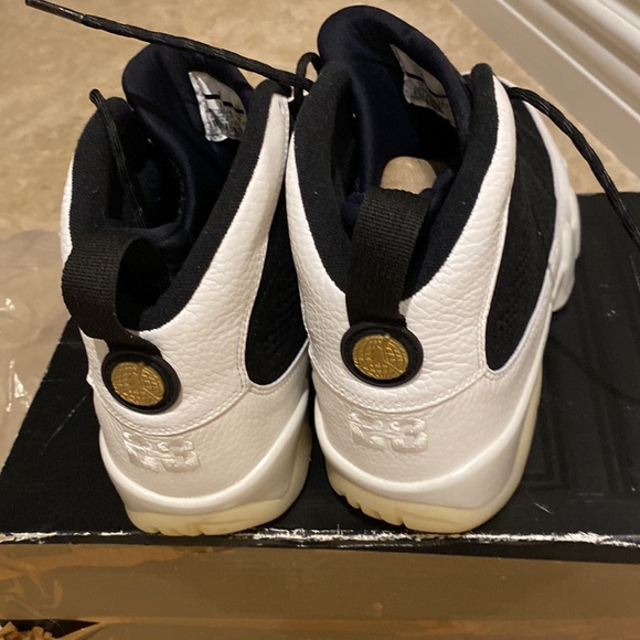 As.   Mint.  As.   U.  Can.  Get.   Basically.  Brand.  New.   SIZE.  12$$$$ - Picture 5 of 6